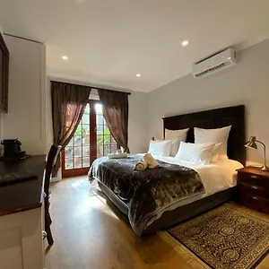 goblins-mead.hotels-capetown.com/